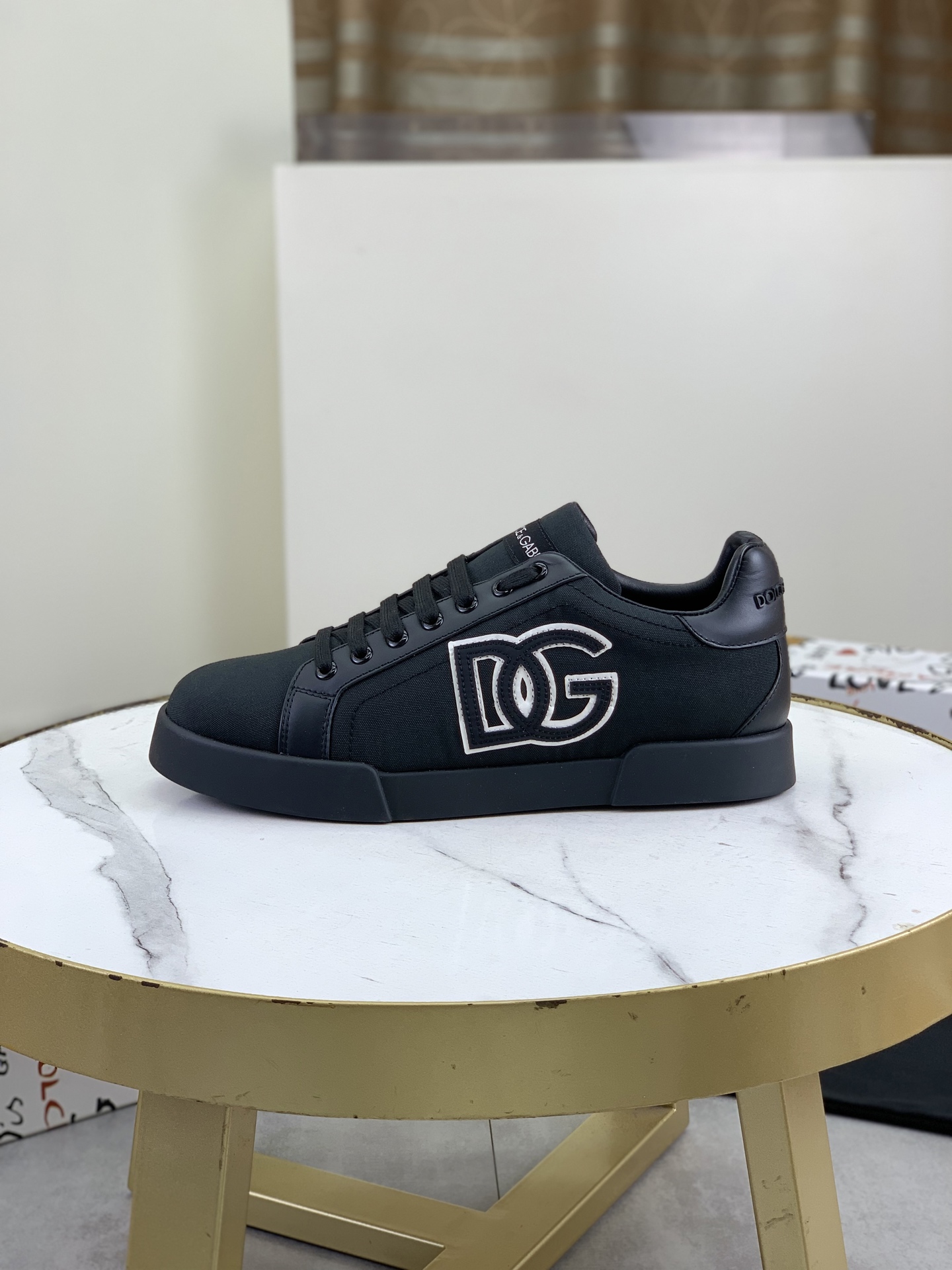 olce & Gabbana shoe